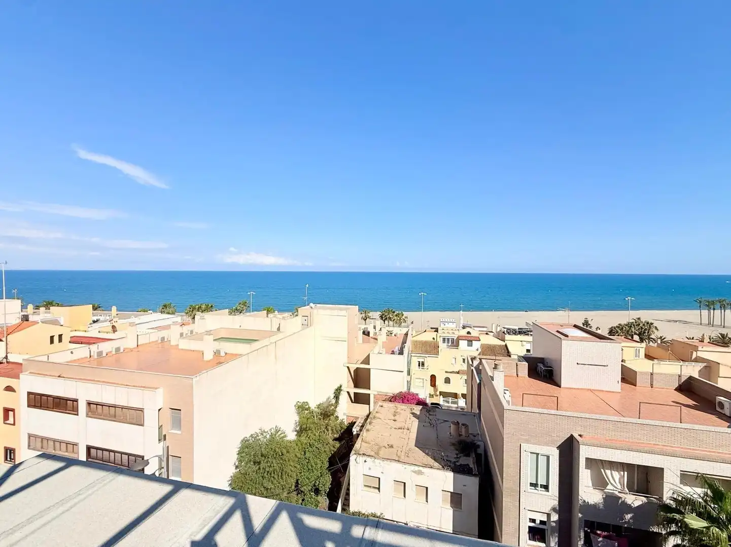 Exterior view of Attic for sale in Roquetas de Mar  with Terrace