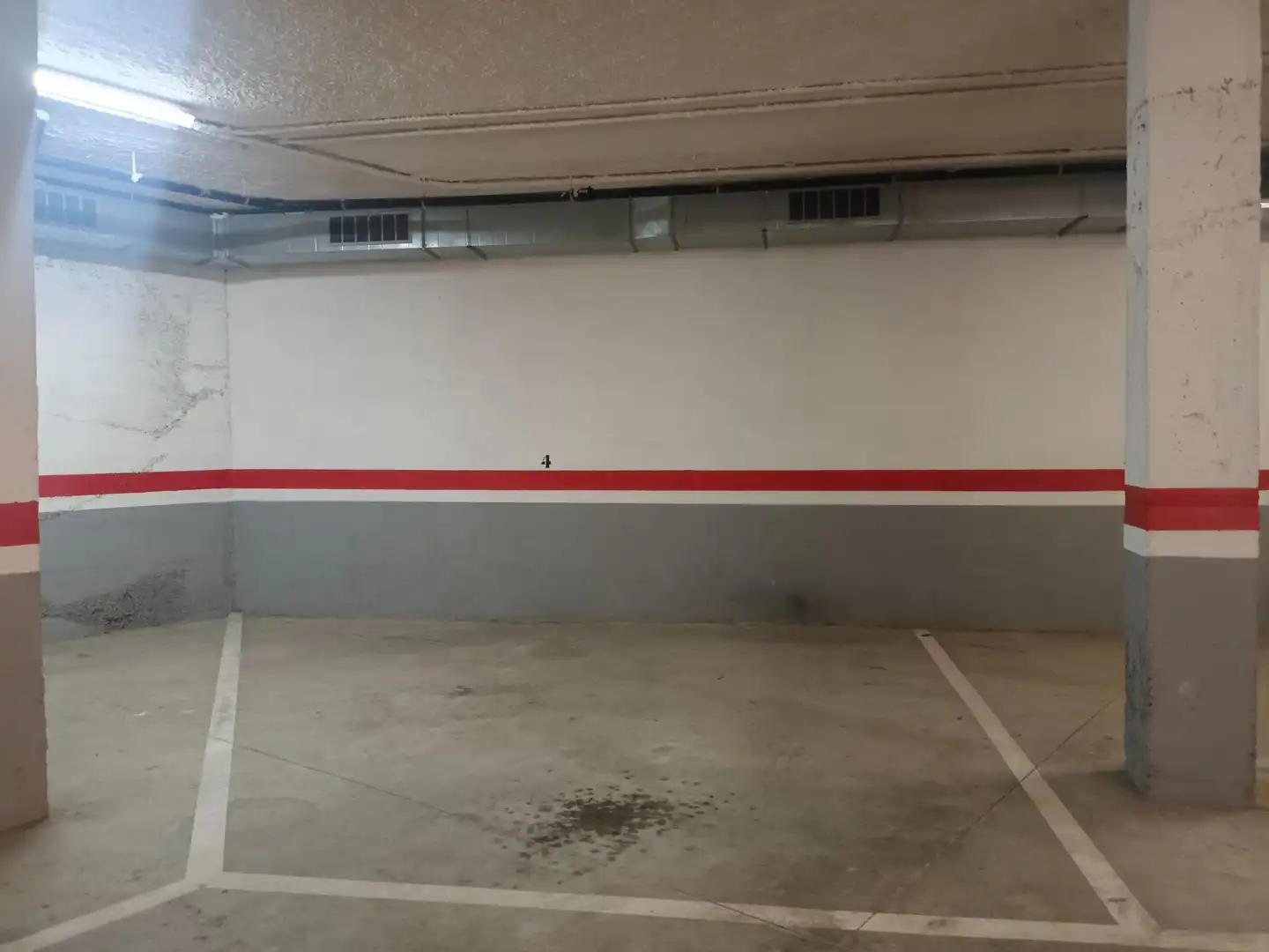 Einzelparkplatz zum Verkauf in Carrer GRAN VIA DE TOMAS BALVEY 28