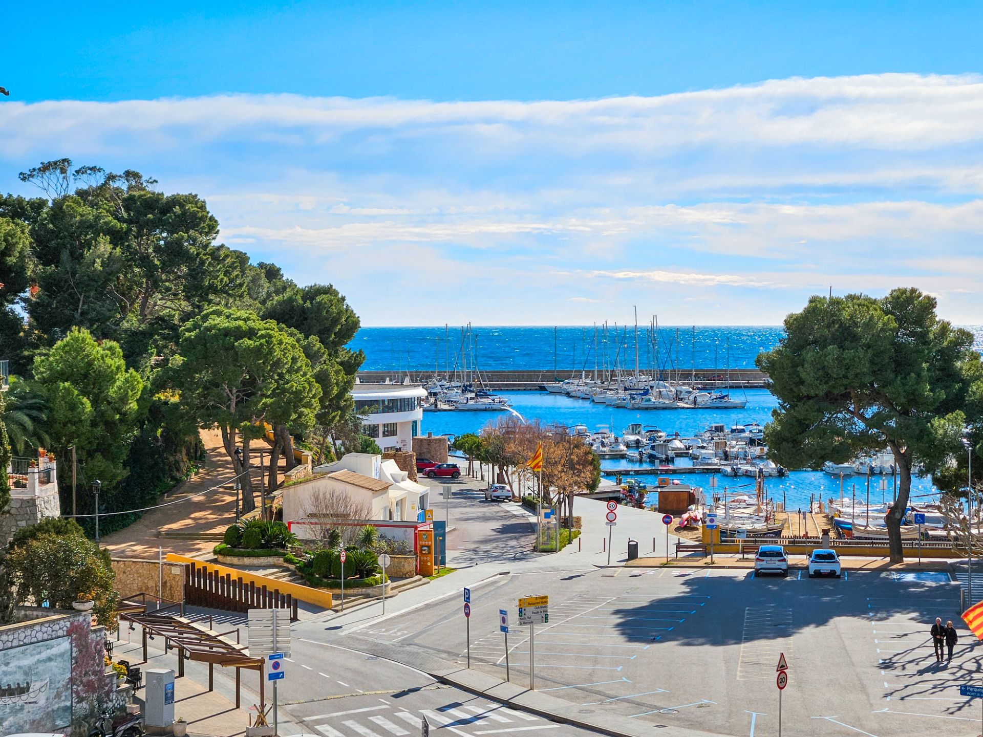 Vista exterior de Pis en venda en Sant Feliu de Guíxols amb Aire condicionat, Calefacció i Parquet