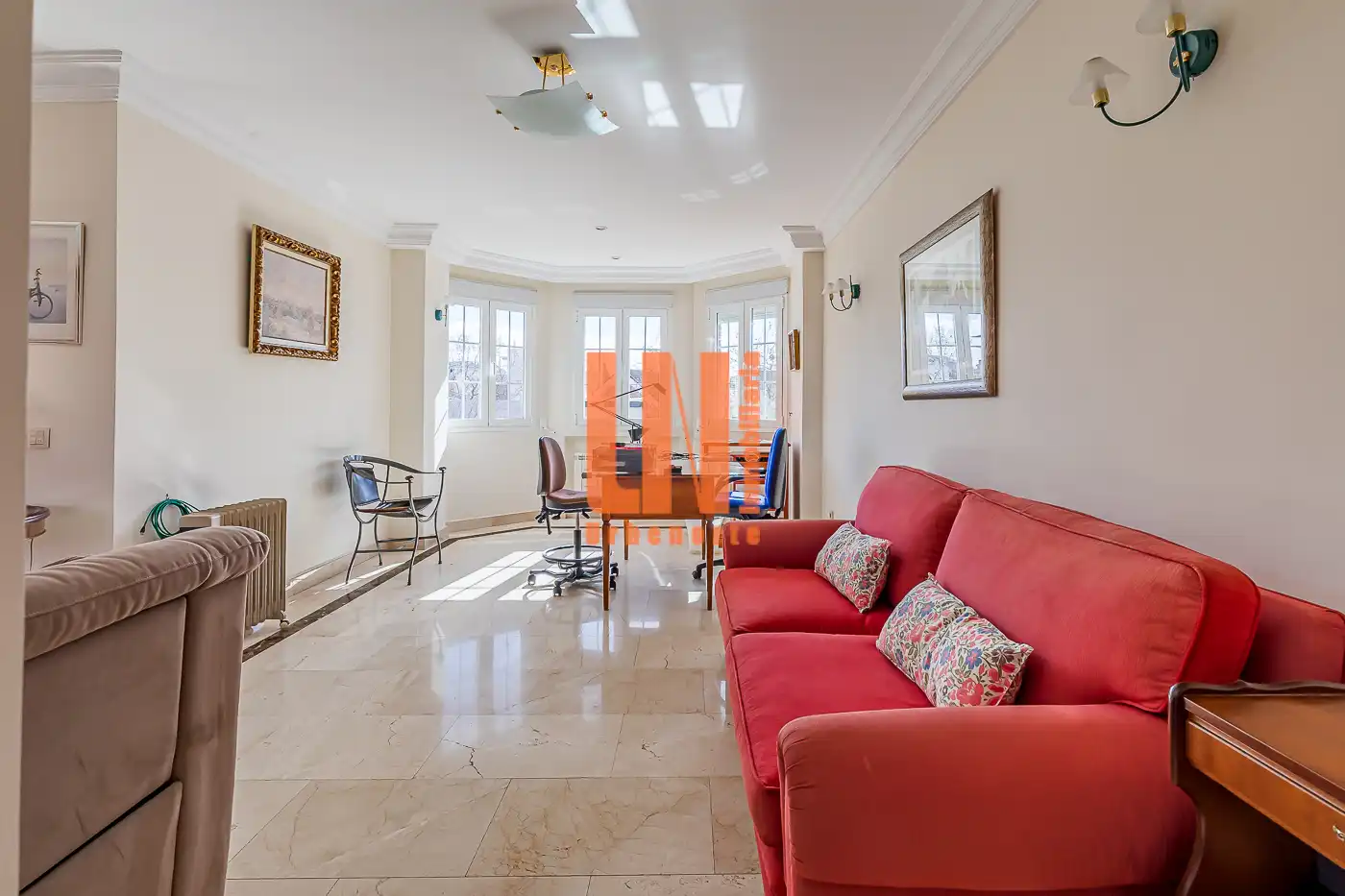 Sala de estar de Casa adosada en venta en Madrid con Aire acondicionado, Calefacción y Jardín privado