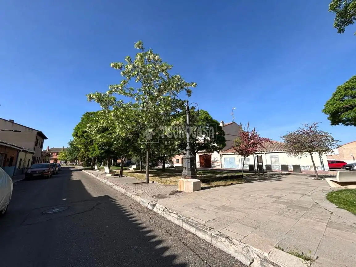 Vista exterior de Casa o xalet en venda en Medina del Campo