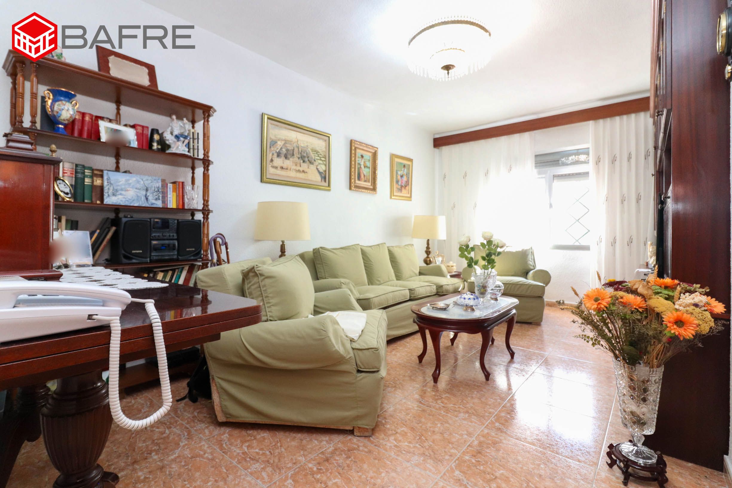 Living room of Flat for sale in  Madrid Capital  with Heating