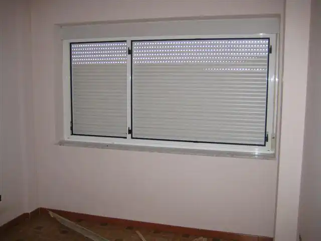 Dormitori de Nau industrial en venda en Castropodame