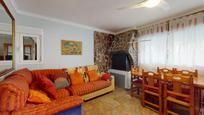 Living room of House or chalet for sale in El Burgo de Ebro  with Heating, Terrace and Storage room