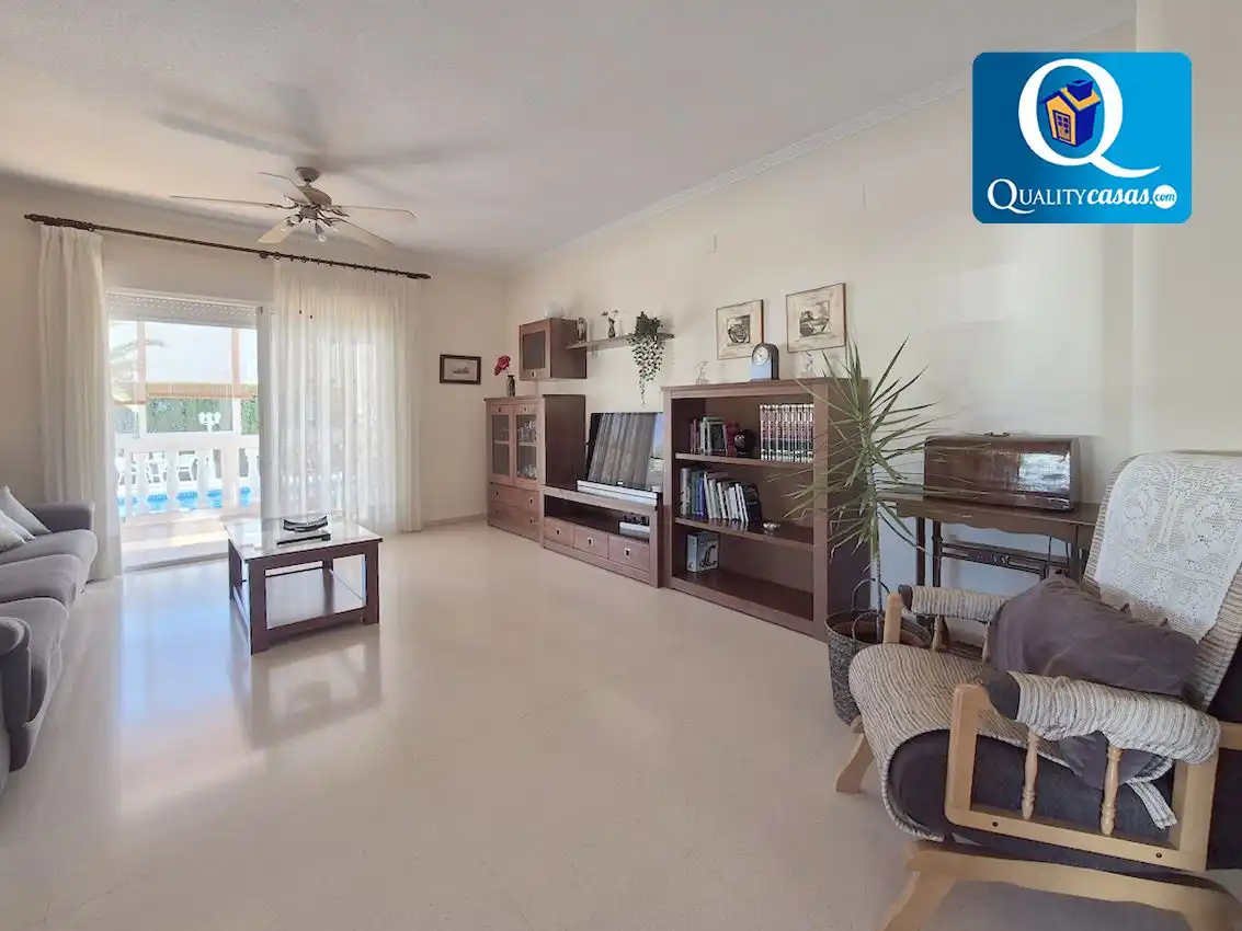 Sala de estar de Casa o chalet en venta en Mutxamel con Aire acondicionado, Calefacción y Terraza