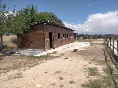 Vista exterior de Terreny en venda en Villaviciosa de Odón