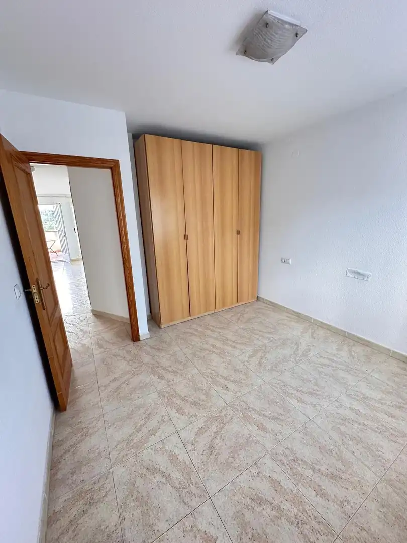 Dormitori de Casa adosada en venda en La Nucia amb Jardí privat, Terrassa i Traster