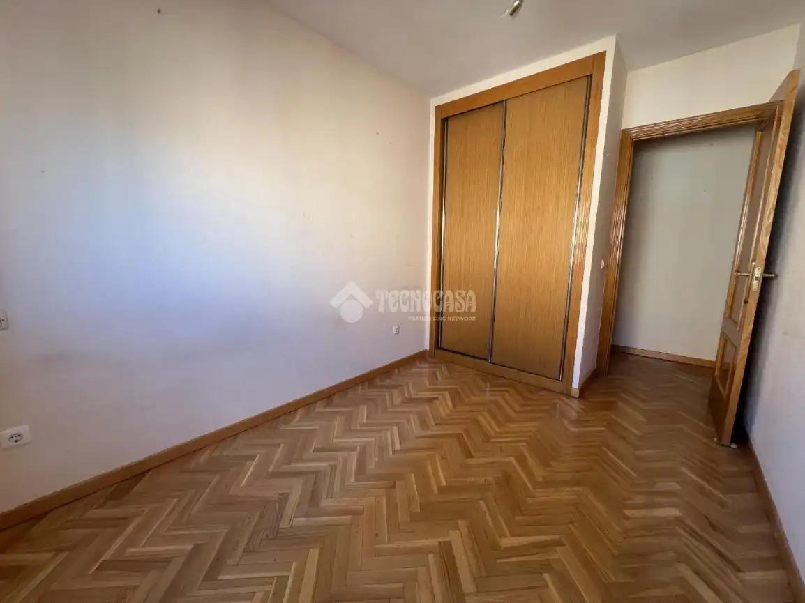 Bedroom of Flat for sale in Alcorcón  with Heating, Parquet flooring and Terrace