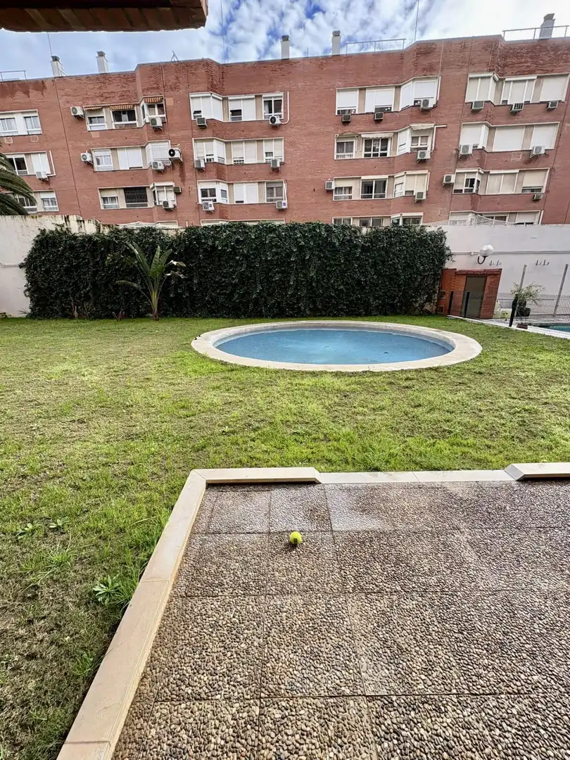 Swimming pool of Flat for sale in Sevilla  with Air Conditioner, Heating and Terrace