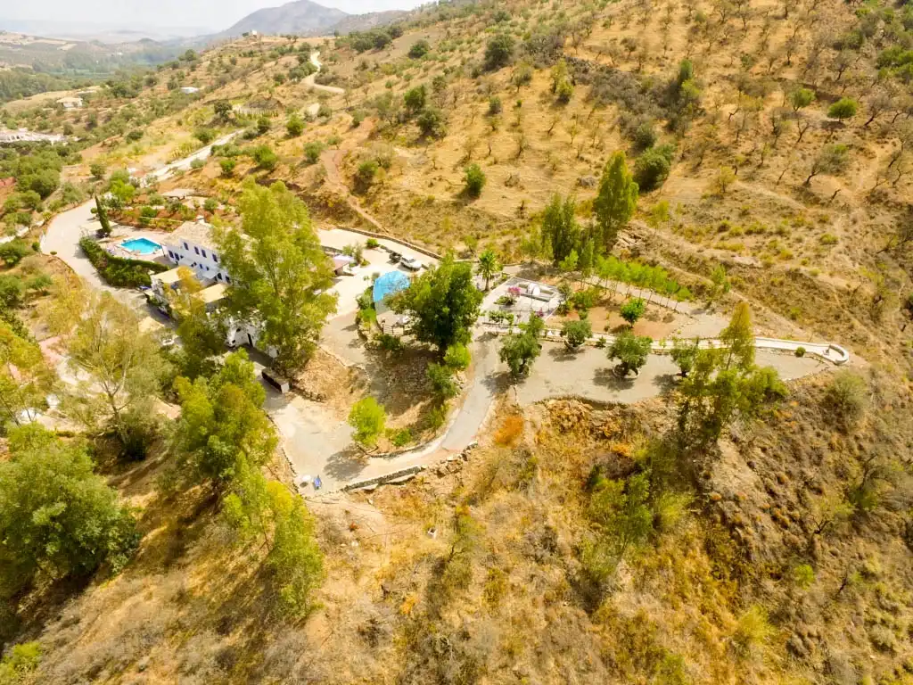 Casa rústica con piscina en venta en Guaro, imagen 13
