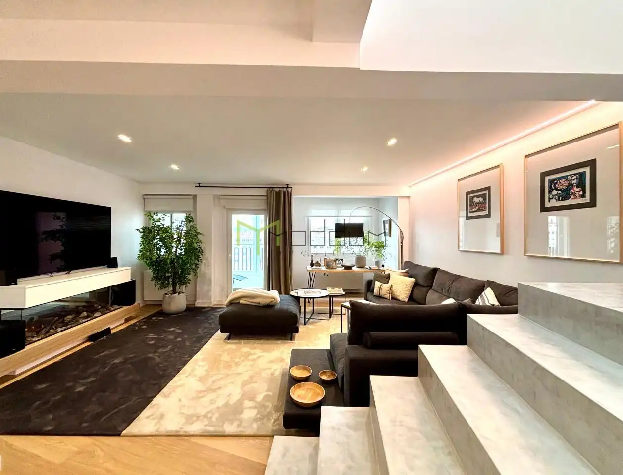 Wohnzimmer von Maisonette zum Verkauf in Santiago de Compostela  mit Heizung, Abstellraum und Möbliert