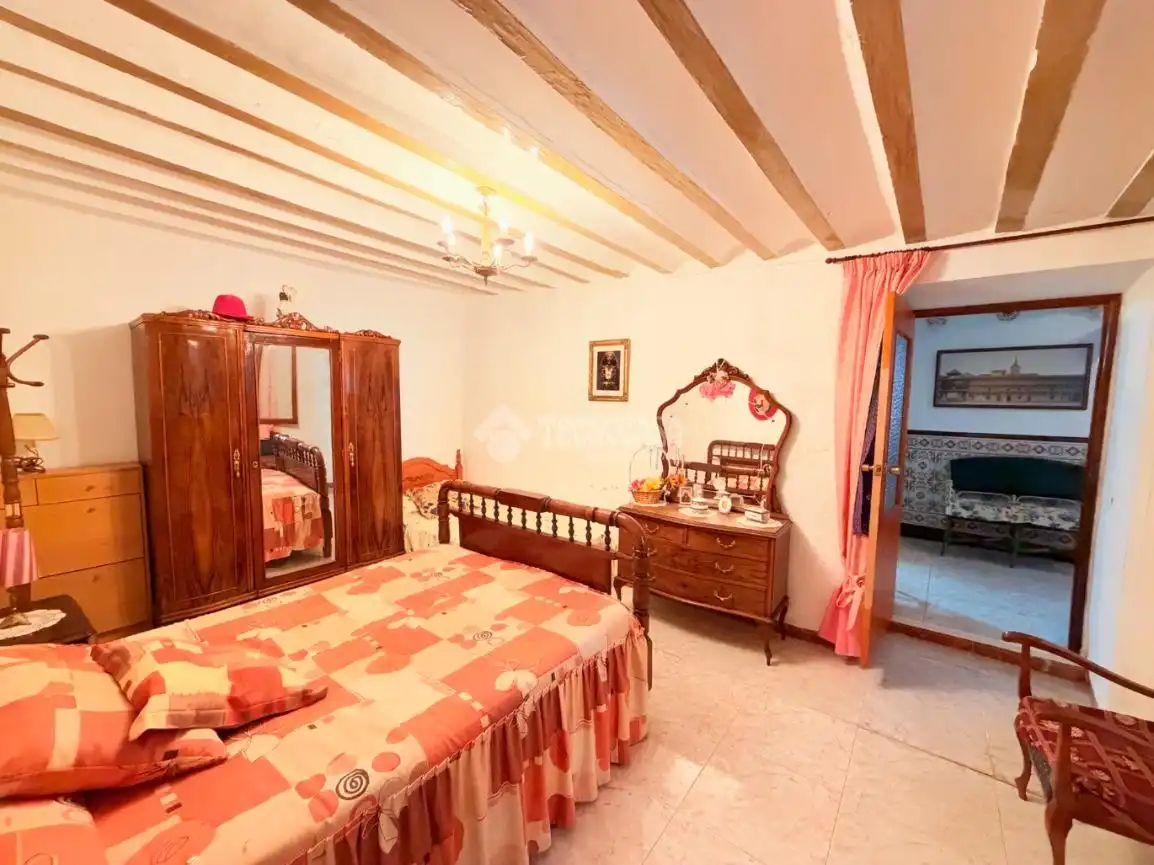 Schlafzimmer von Einfamilien-Reihenhaus zum Verkauf in Tembleque