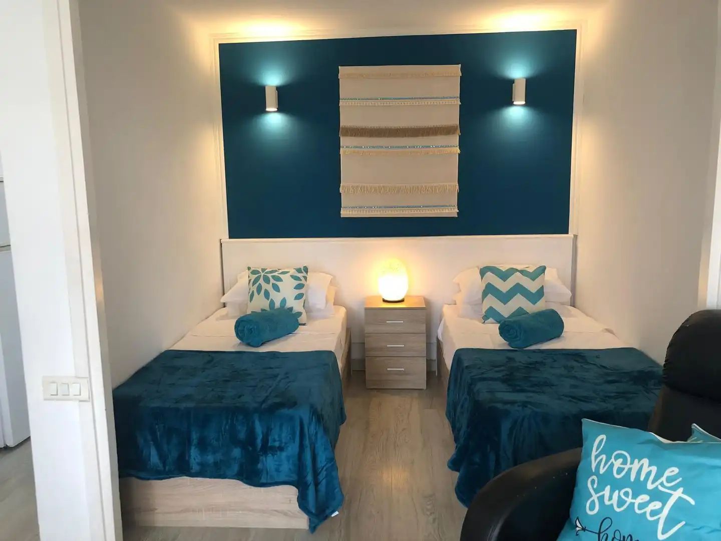 Habitación de Apartamento en venta en Benidorm con Parquet, Piscina y Amueblado