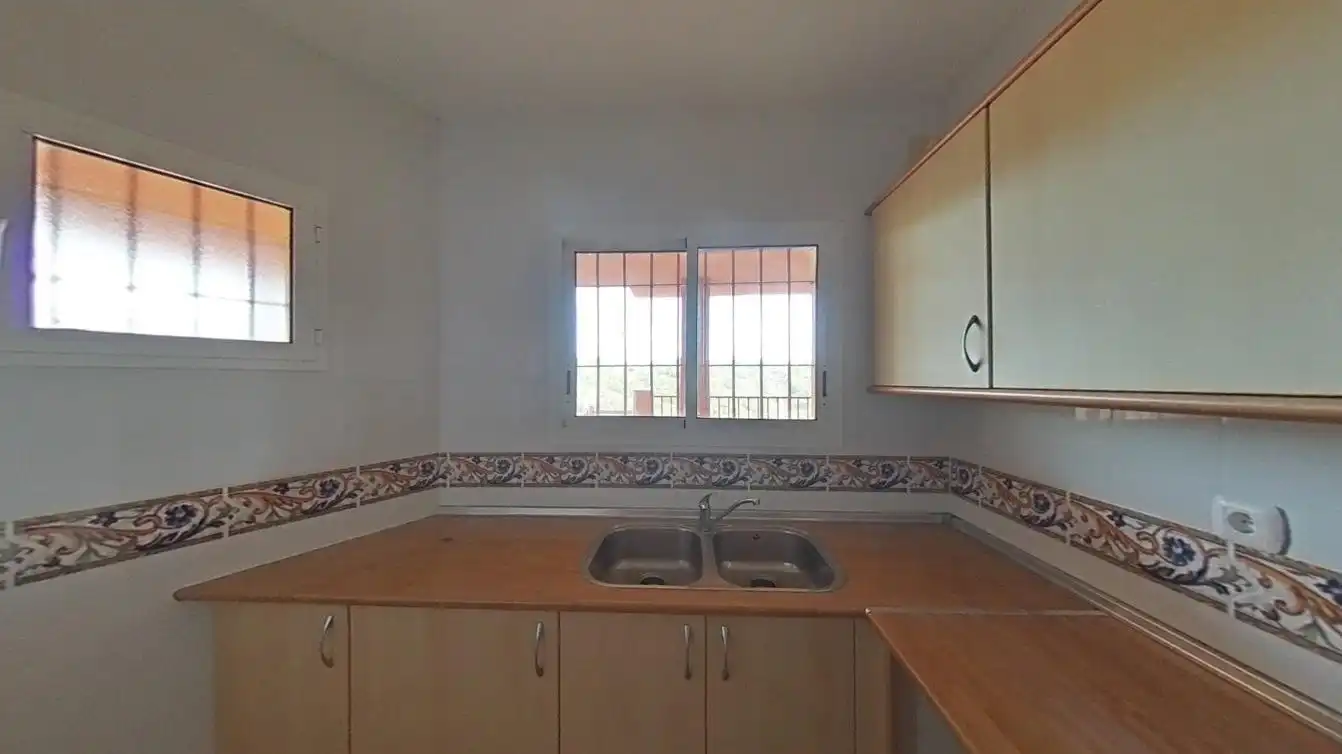 Kitchen of Flat for sale in Marbella  with Storage room and Swimming Pool