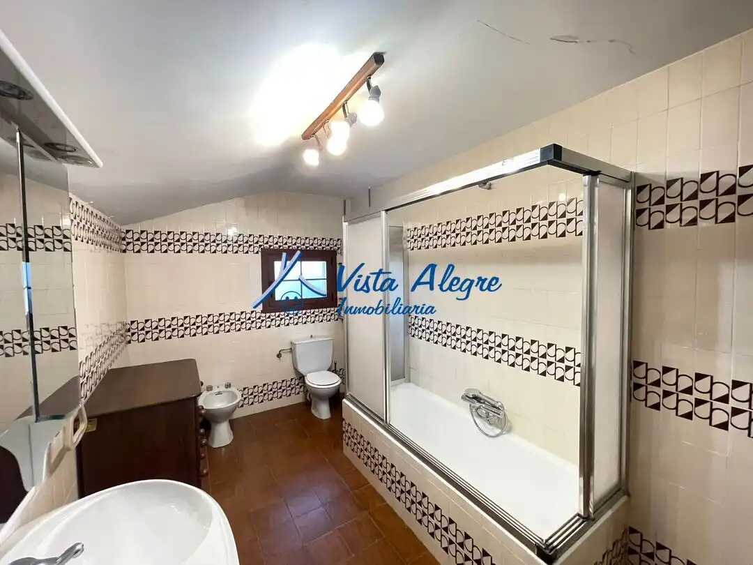 Baño de Casa o chalet en venta en San Vicente de la Sonsierra con Calefacción, Jardín privado y Terraza