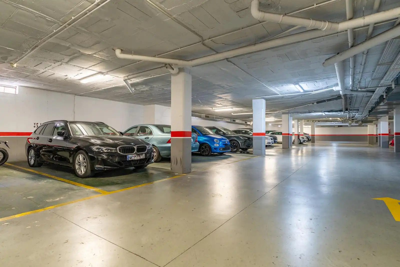 Parkplatz von Wohnung zum Verkauf in Reus mit Klimaanlage, Heizung und Parkett