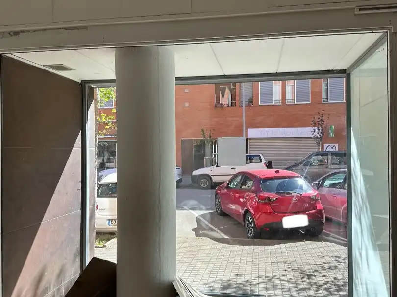 Local comercial en venta en Passeig de la generalitat 19-21