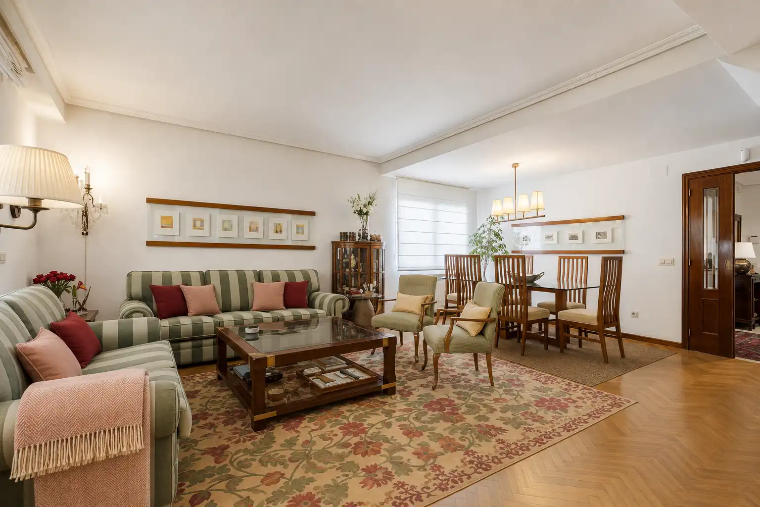 Sala d'estar de Casa adosada en venda en Algete amb Calefacció, Jardí privat i Terrassa