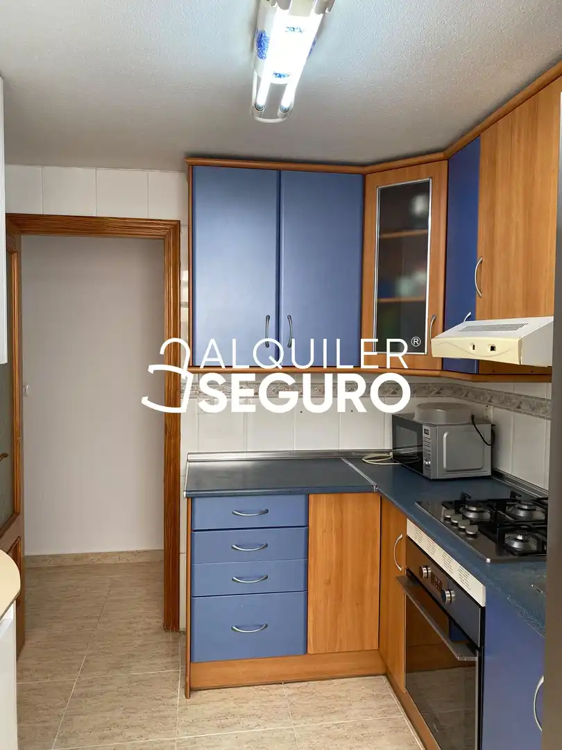 Cocina de Piso de alquiler en Murcia con Aire acondicionado, Calefacción y Amueblado