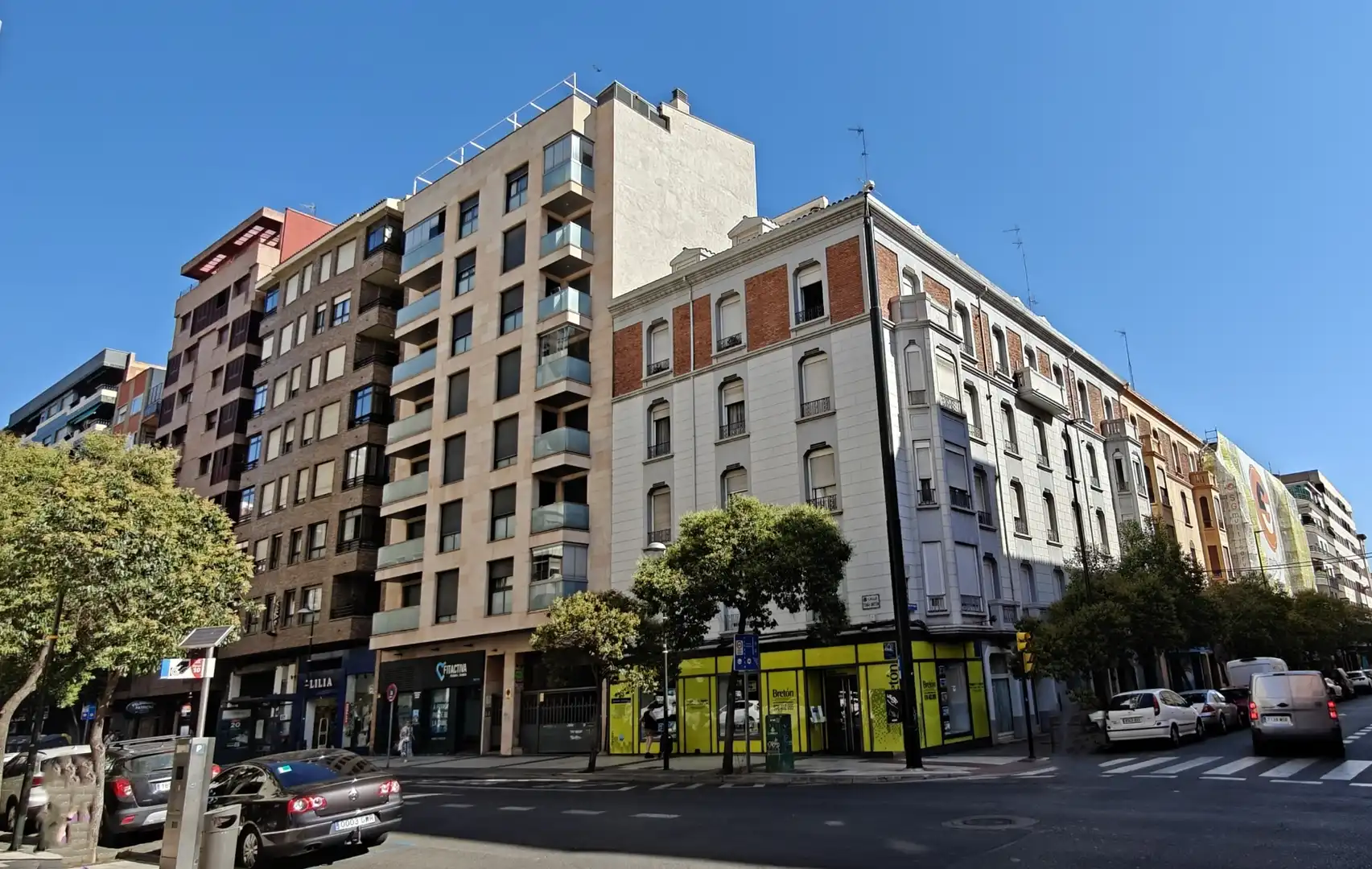 Vista exterior de Pis en venda en Zaragoza amb Aire condicionat i Calefacció