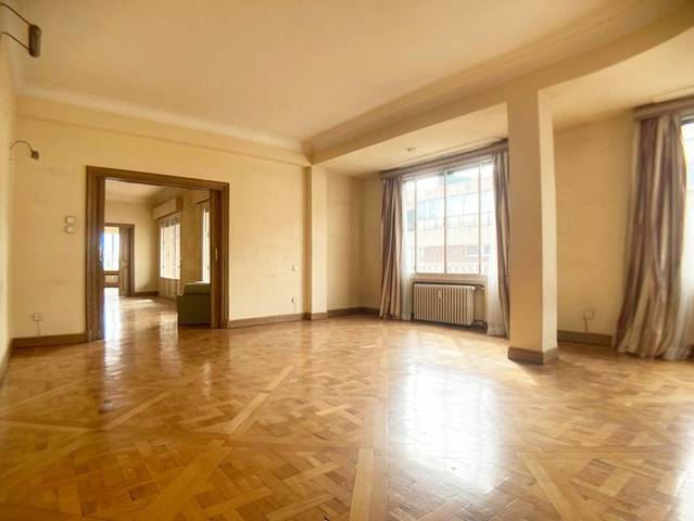 Piso en Venta en Calle de Don Ramón de la Cruz en Castellana