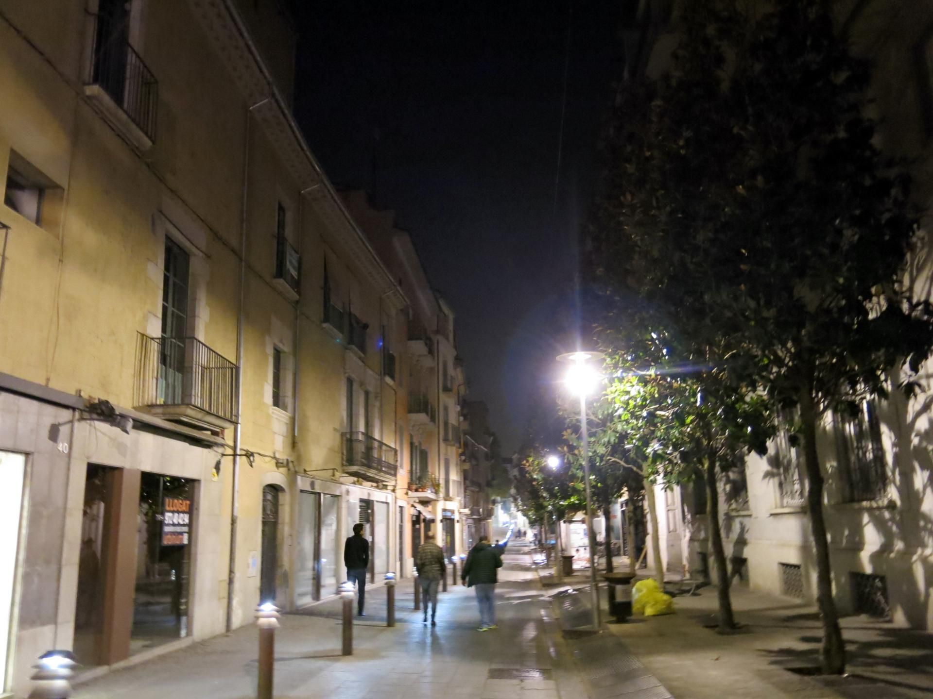 Exterior view of Box room to rent in Girona Capital