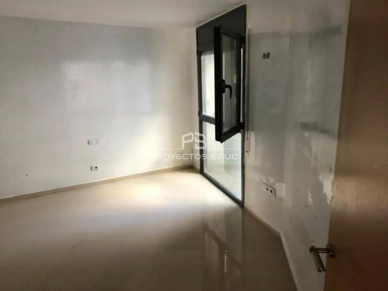 Flat for sale in Sallent  with Balcony