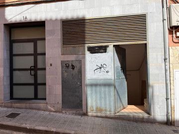 Local en venda a MARE DE DEU DE LORDA, Llefià