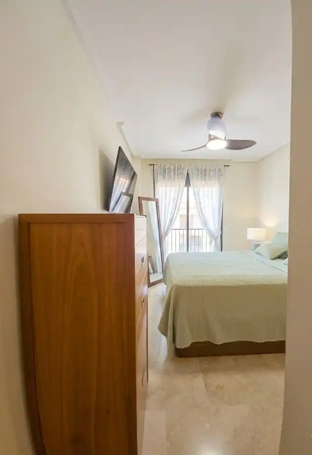 Habitación de Piso en venta en Alicante / Alacant con Aire acondicionado, Calefacción y Terraza