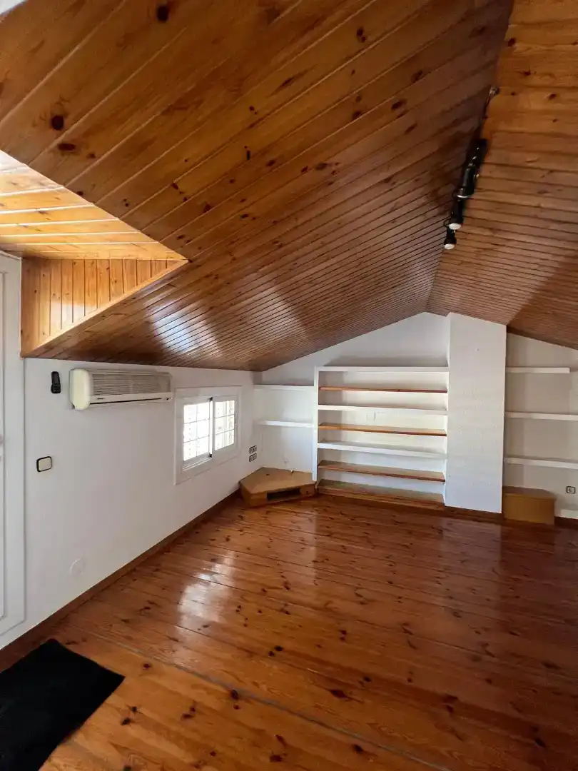 Casa adosada en venta en Sabadell con Aire acondicionado, Piscina y Balcón