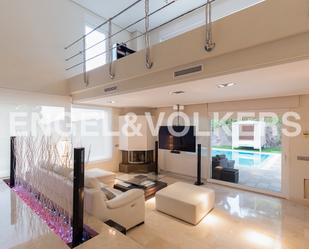 Sala d'estar de Casa o xalet en venda en Gilet amb Aire condicionat, Calefacció i Jardí privat