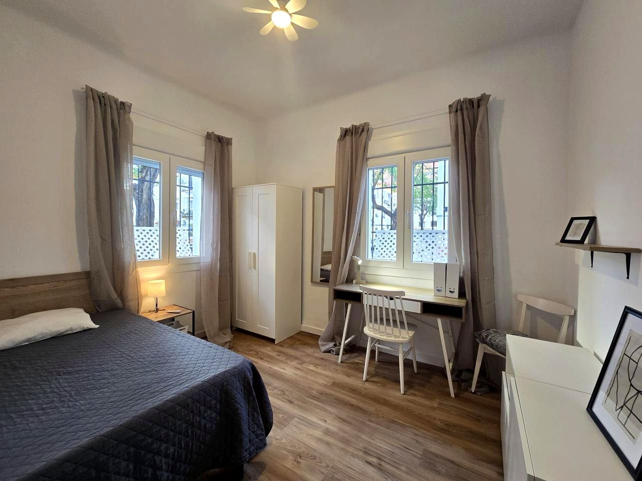 Dormitori de Planta baixa per a compartir en  Sevilla Capital amb Terrassa i Moblat