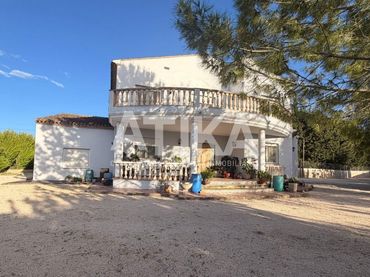 Villa avec balcon à vendre à Sant Josep - Zona Hospital