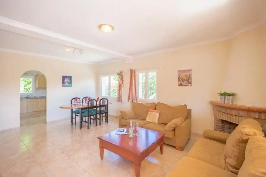 Casa con jardín en venta en Canuta, imagen 3