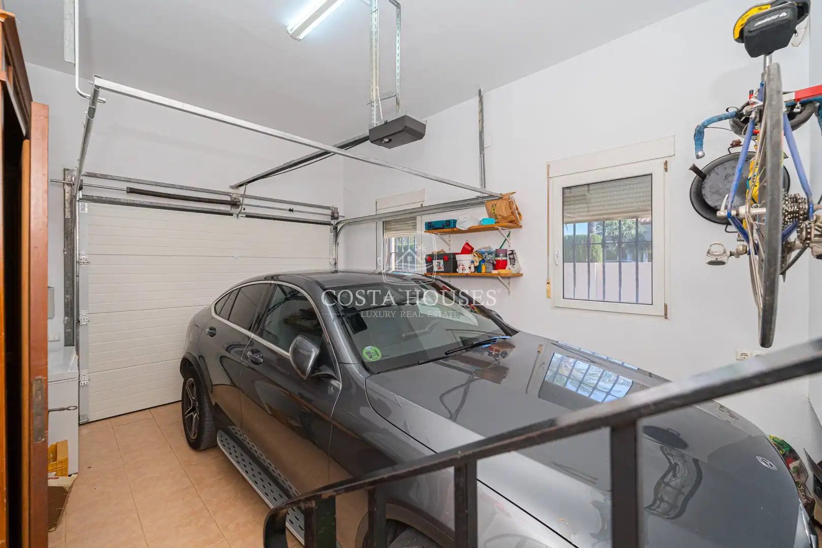 Parking of Houses for sale in Beniarbeig  with Air Conditioner, Heating and Private garden