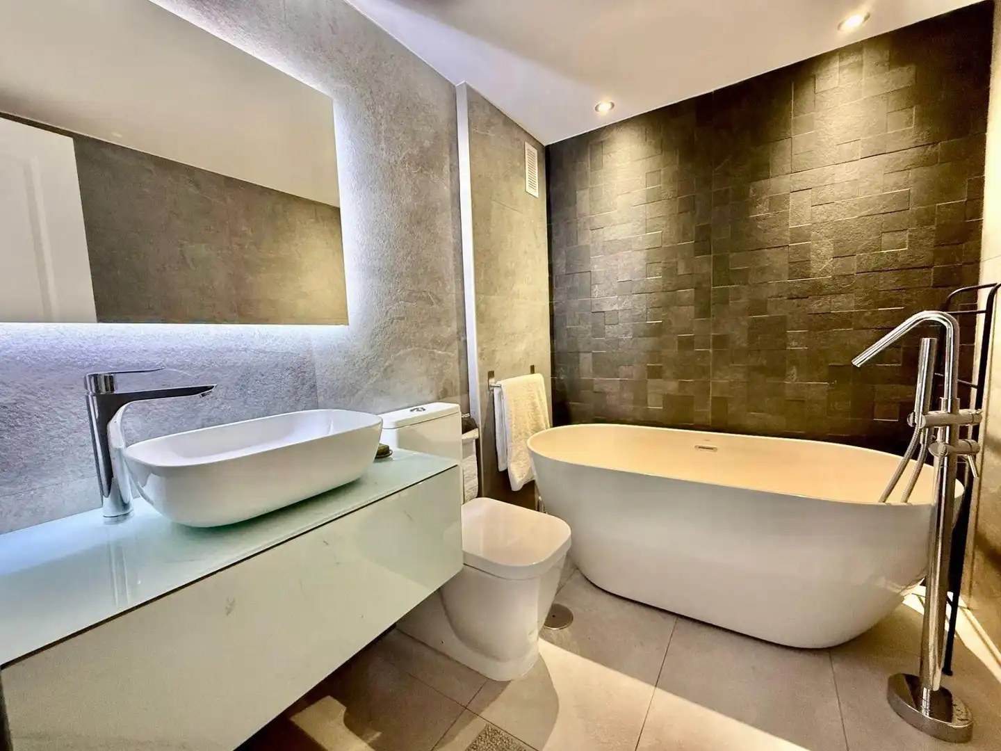 Apartment with pool for sale in Riviera del Sol, imagen 12