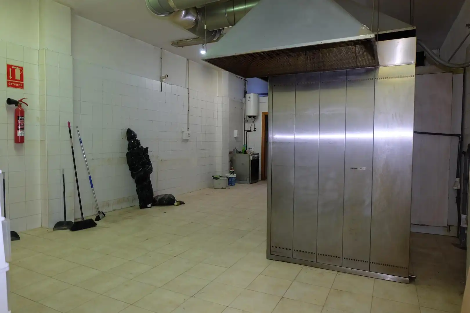 Local en venta en Valencia con Aire acondicionado