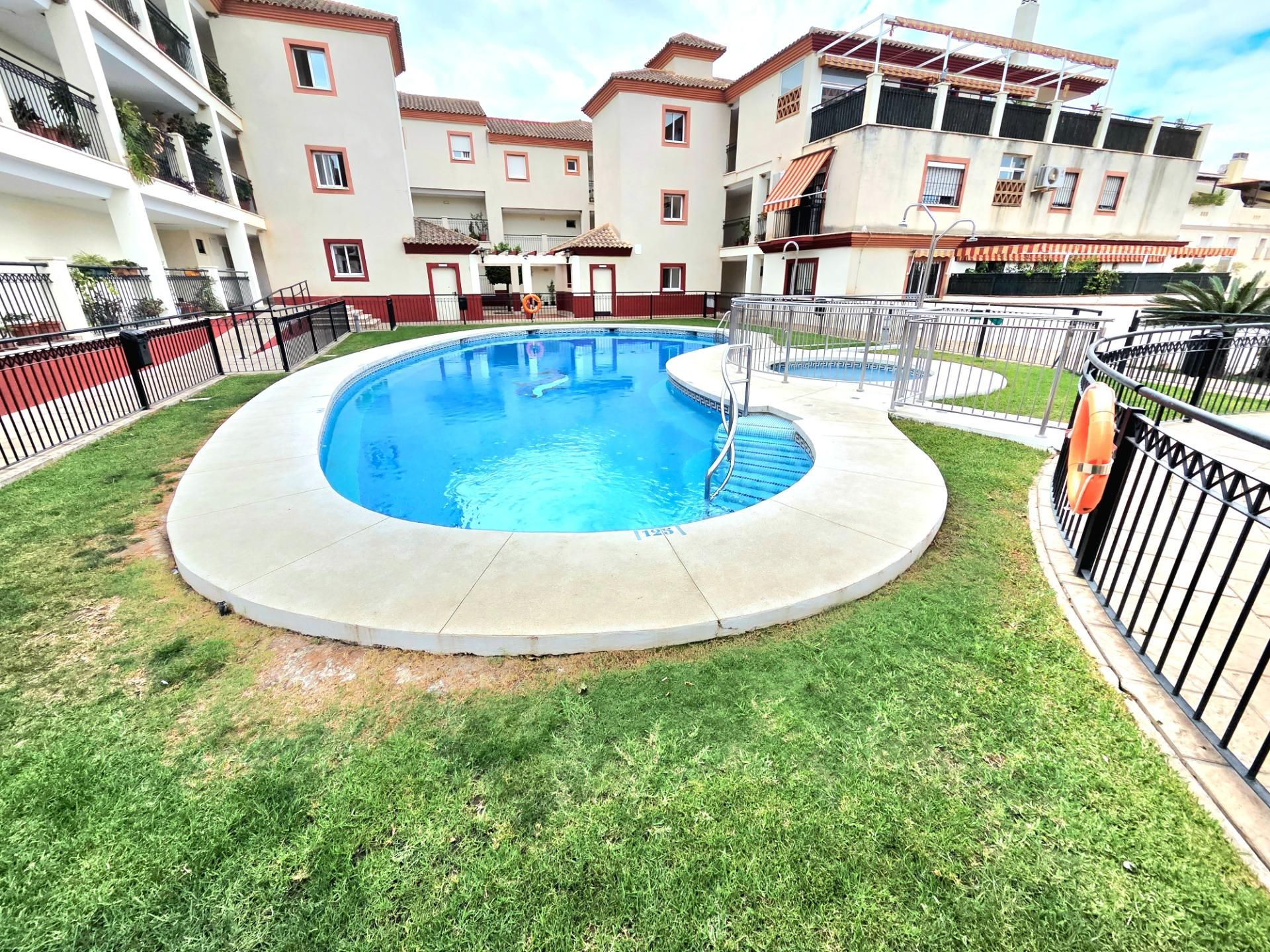Swimming pool of Flat for sale in Alhaurín de la Torre  with Private garden, Storage room and Balcony