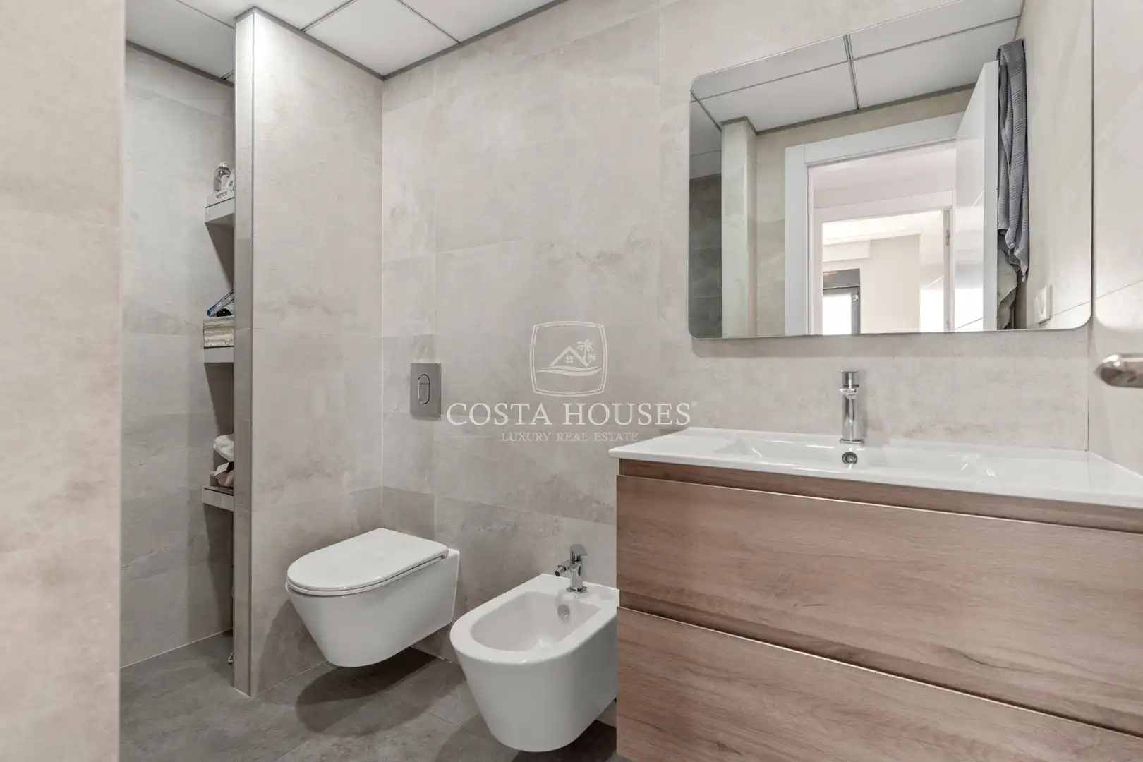 Bathroom of Attic for sale in Benidorm  with Air Conditioner, Private garden and Terrace
