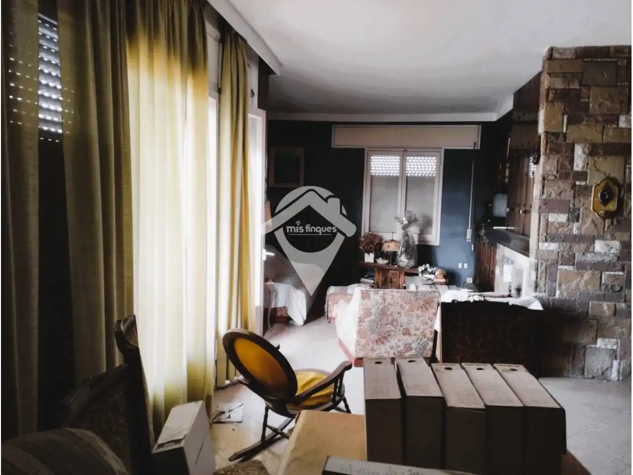 Wohnzimmer von Gebäude zur Miete in Sabadell