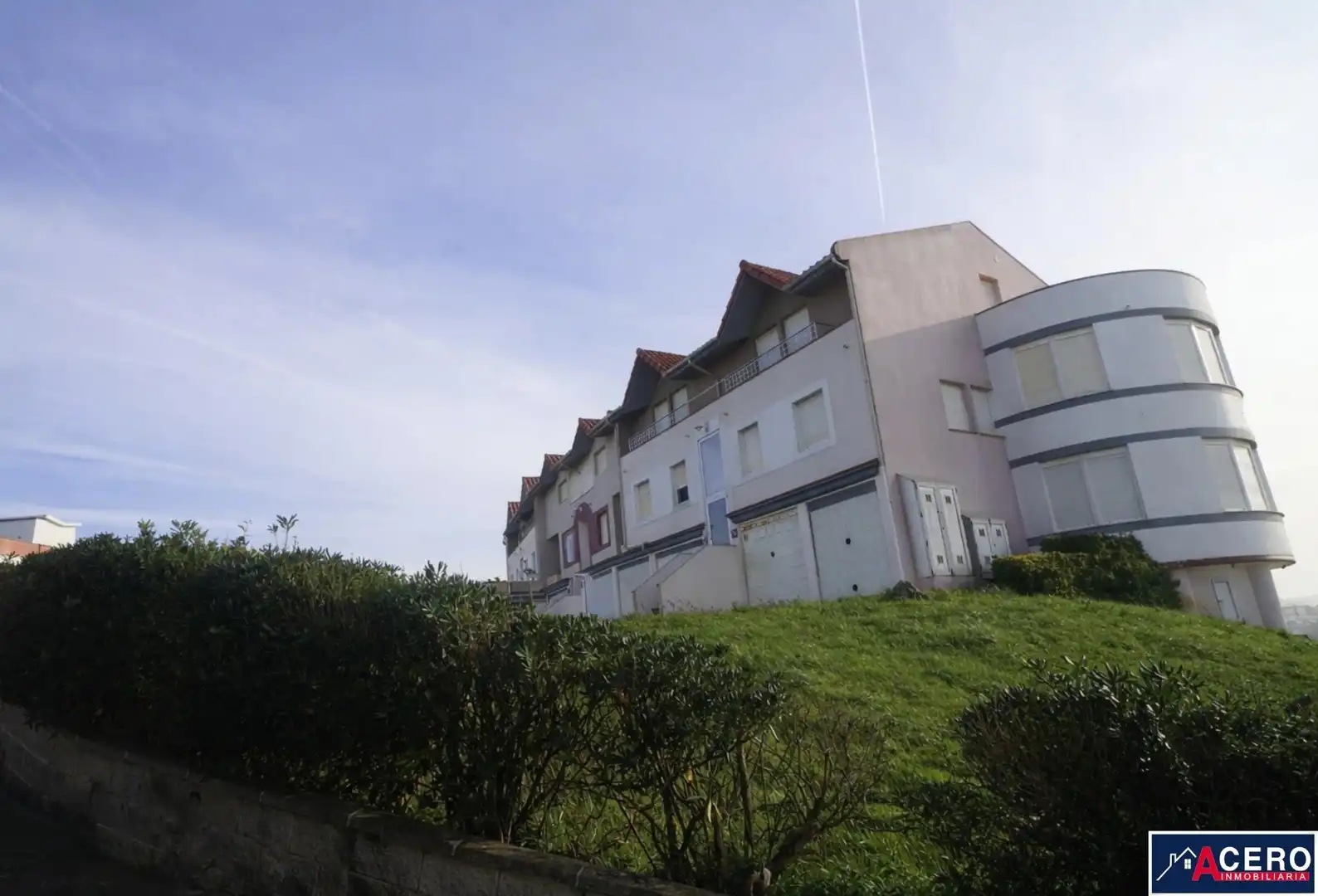 Vista exterior de Planta baixa en venda en Miengo amb Balcó
