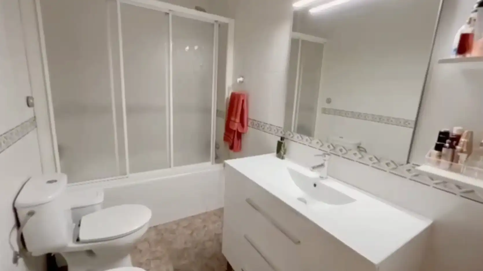 Bany de Casa o xalet en venda en Gurb amb Calefacció, Terrassa i Traster