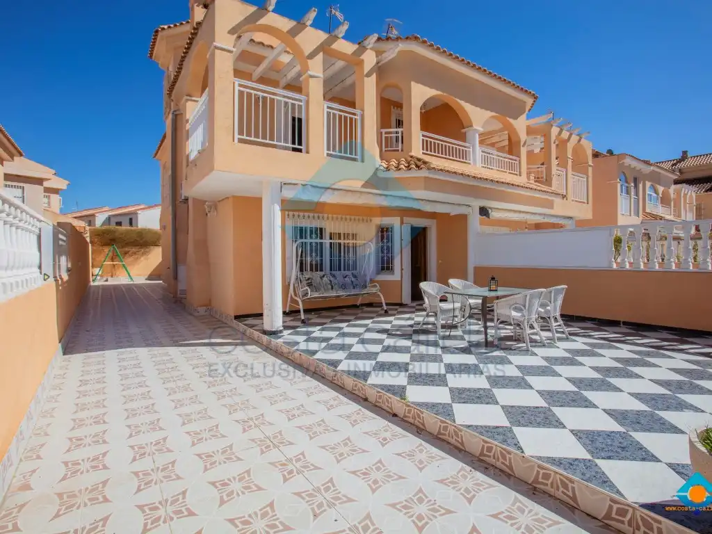 Vista exterior de Casa o chalet en venta en Mazarrón con Aire acondicionado, Jardín privado y Terraza