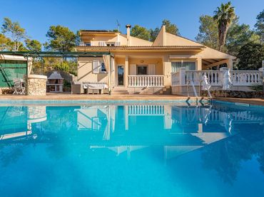 Xalet amb piscina en venda a Sa Pobla