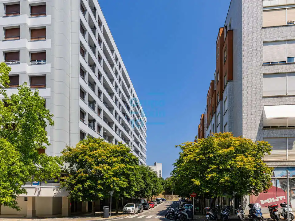 Vista exterior de Apartamento en venta en Donostia - San Sebastián  con Calefacción, Terraza y Balcón