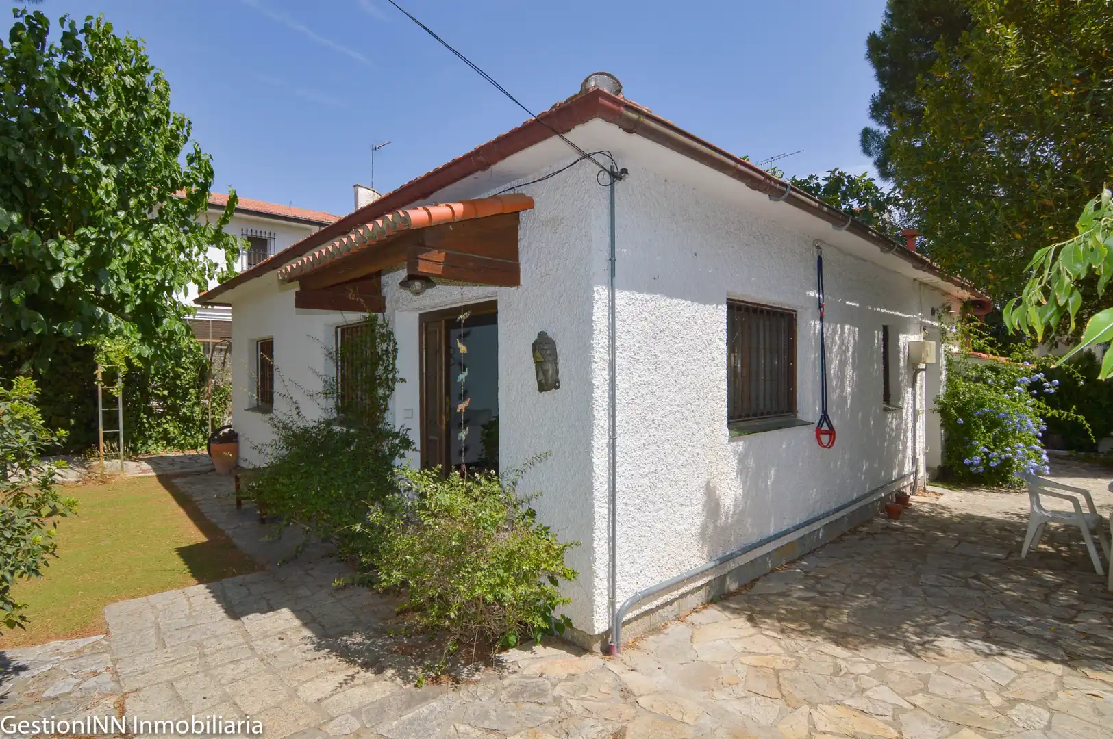 Vista exterior de Casa o chalet en venta en Las Rozas de Madrid con Calefacción, Jardín privado y Terraza