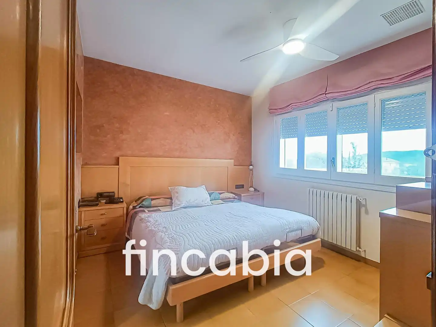 Dormitori de Casa o xalet en venda en Santa Coloma de Farners amb Aire condicionat, Calefacció i Jardí privat