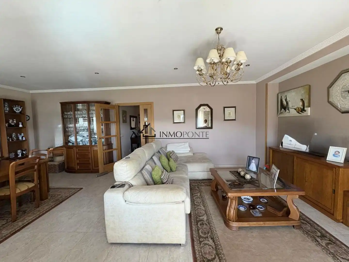 Sala de estar de Casa adosada en venta en Soutomaior con Calefacción, Jardín privado y Terraza