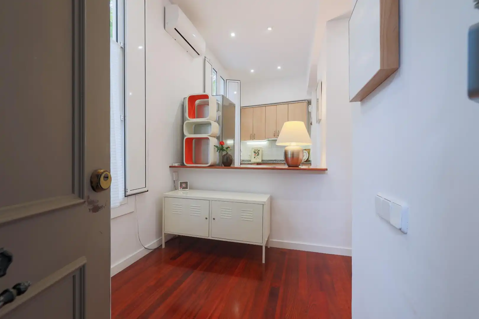 Ground floor for sale in Barcelona  with Air Conditioner, Heating and Parquet flooring