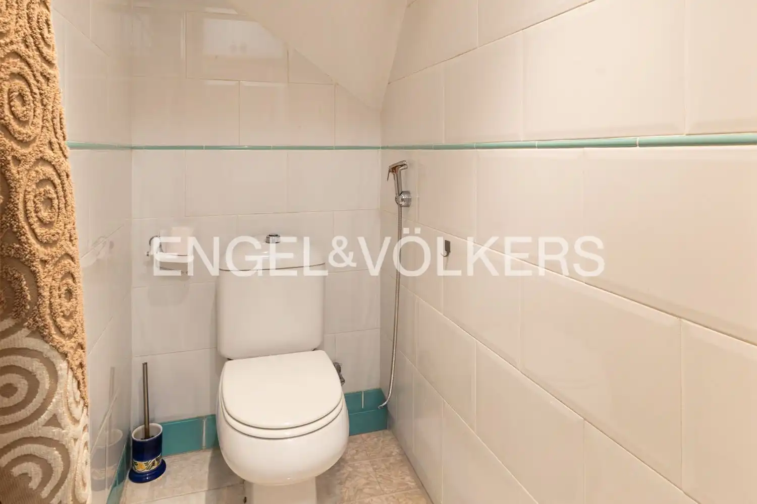 Bathroom of Houses for rent in Valencia  with Air Conditioner, Heating and Terrace